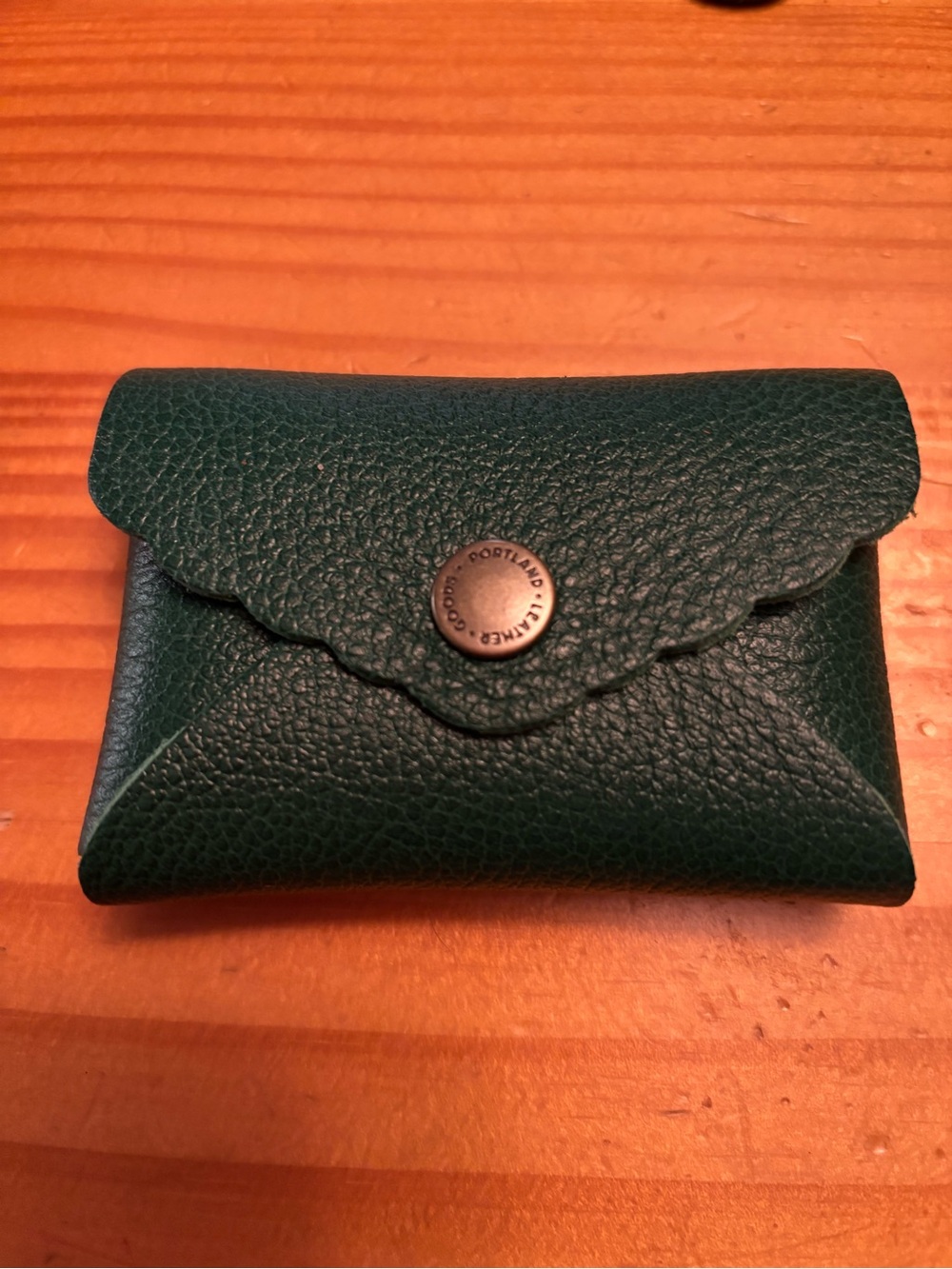 Portland Leather Bacalar Scalloped Daisy Wallet - NEW